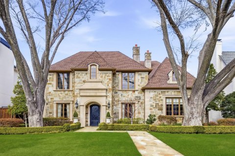 7635 Bryn Mawr Drive